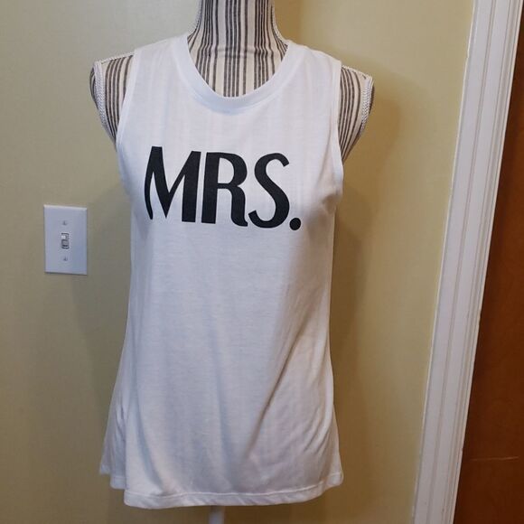 MODERN Lux. White tank with "MRS." print - Picture 1 of 7